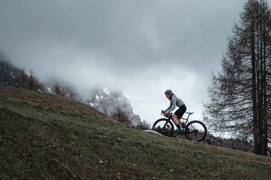 Women Biehler | Women Gravel Zipped Hoodie